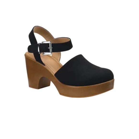 *** Only Size 8.5 *** Mules -Closed Toe Platforms - Picture 2 of 6